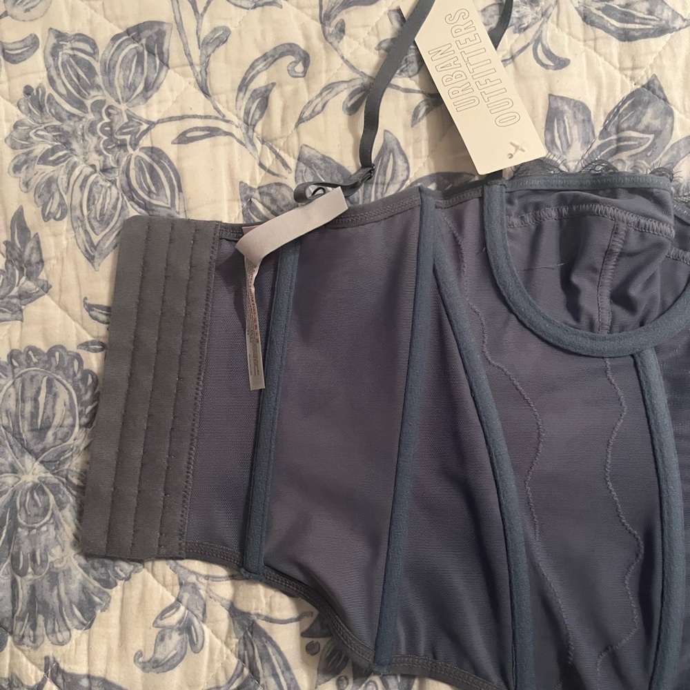 Urban outfitters Modern love corset - Picture 4 of 6